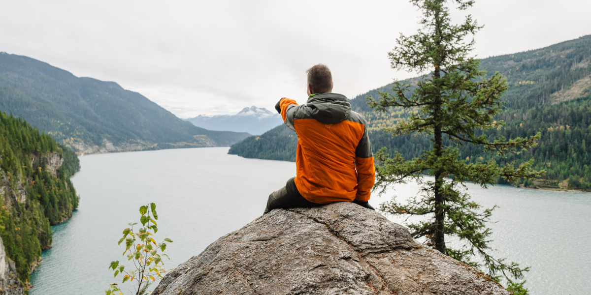 2025 年：转型之年